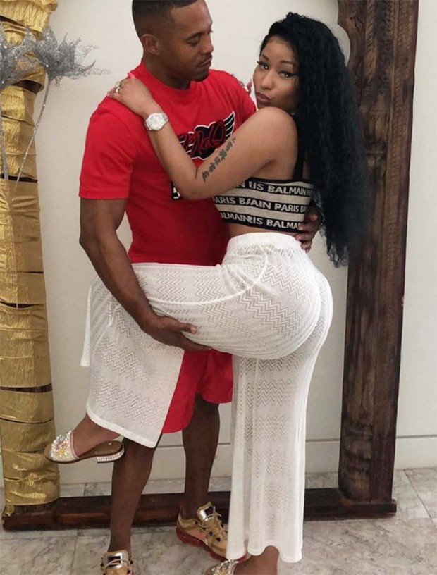 Dating her boyfriend who was in prison, Nicki Minaj continued to shock when revealing the number of times they had sex in one night - Photo 2.