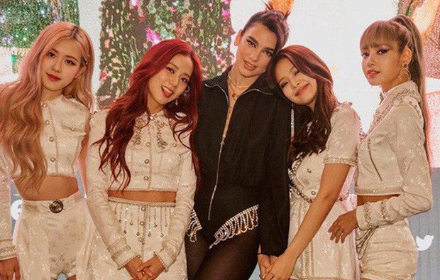 Ai ngờ mỹ nhân BLACKPINK này chuyên thu thập các chị gái Hollywood: Quen từ Selena đến Ariana, đánh lẻ với cả Halsey - Ảnh 6. Ai ngờ mỹ nhân BLACKPINK này chuyên thu thập các chị gái Hollywood: Quen từ Selena đến Ariana, đánh lẻ với cả Halsey - Ảnh 6.