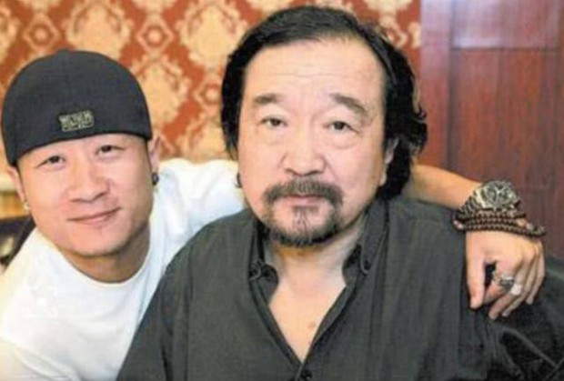 Dàn sao Tể Tướng Lưu Gù sau 21 năm: Hòa Thân lấy fan kém tận 20 tuổi, Càn Long muối mặt vì đứa con hư hỏng - Ảnh 25. Dàn sao Tể Tướng Lưu Gù sau 21 năm: Hòa Thân lấy fan kém tận 20 tuổi, Càn Long muối mặt vì đứa con hư hỏng - Ảnh 25.