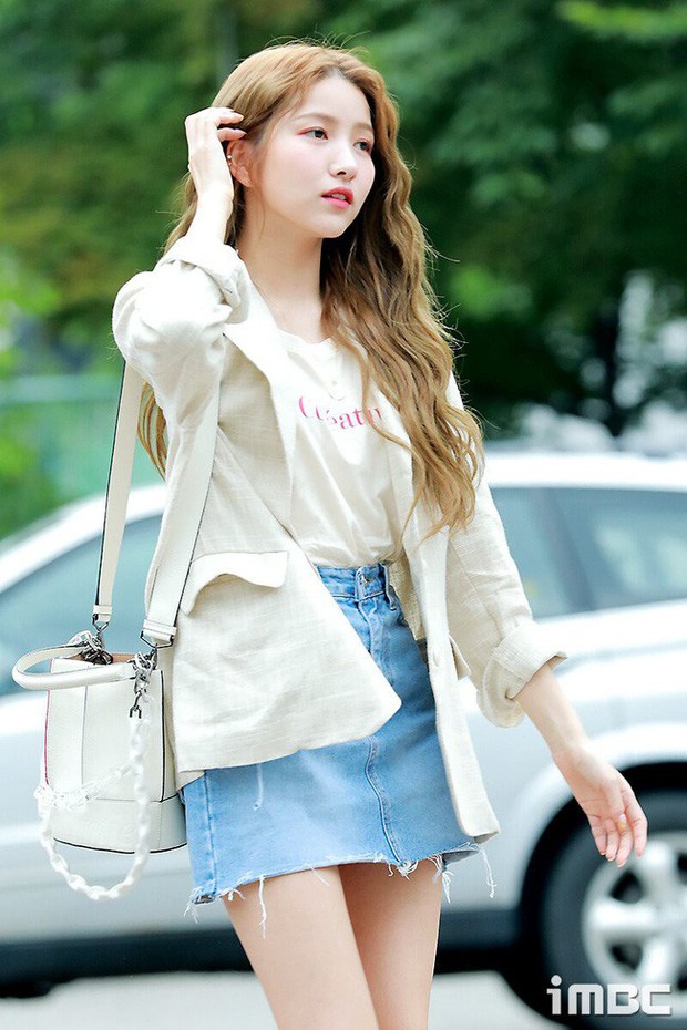 Sao Hàn mặc blazer: 5 công thức thường xuyên được sử dụng để diện thật trẻ trung chiếc áo đứng đắn này - Ảnh 5.