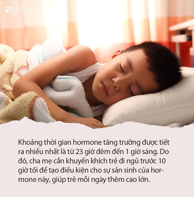 Muốn con đạt chiều cao tối đa, cha mẹ phải nhắc con làm việc này trước 10h mỗi tối - Ảnh 1.