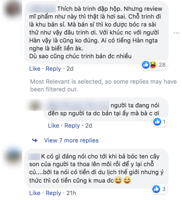 Vô tư thử son nguyên tem tại nơi bán đồ sỉ, Ngọc Trinh bị netizen phán luôn là ý thức kém - Ảnh 5. Vô tư thử son nguyên tem tại nơi bán đồ sỉ, Ngọc Trinh bị netizen phán luôn là ý thức kém - Ảnh 5.