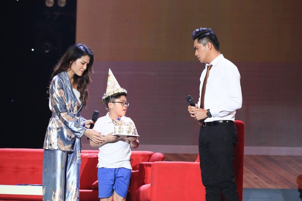 Cặp đôi vàng: Thiện Nhân - Cao Công Nghĩa mang phim cung đấu lên sân khấu - Ảnh 7. Cặp đôi vàng: Thiện Nhân - Cao Công Nghĩa mang phim cung đấu lên sân khấu - Ảnh 7.