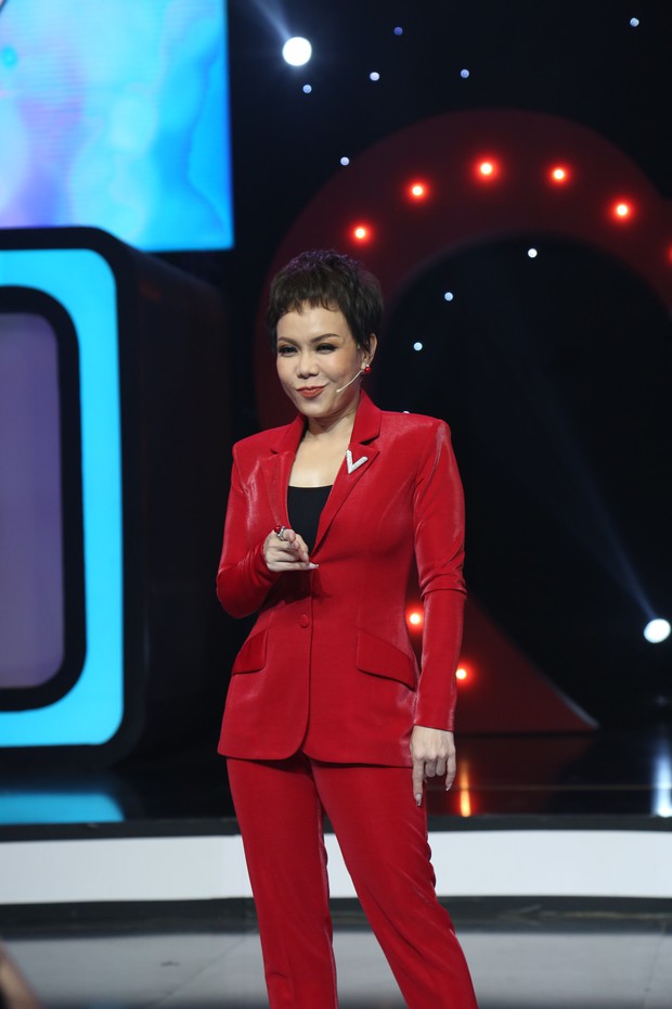 Việt Hương kể chuyện các nghệ sĩ tuổi Thìn như Đông Nhi, Noo Phước Thịnh... rất hay được Tổ đãi - Ảnh 3. Việt Hương kể chuyện các nghệ sĩ tuổi Thìn như Đông Nhi, Noo Phước Thịnh... rất hay được Tổ đãi - Ảnh 3.