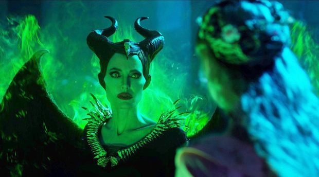 Sự nghiệp diễn xuất của dàn sao Maleficent 2: Từ tỷ phú Hollywood đến crush quốc dân đẹp như tiên giáng trần - Ảnh 2.