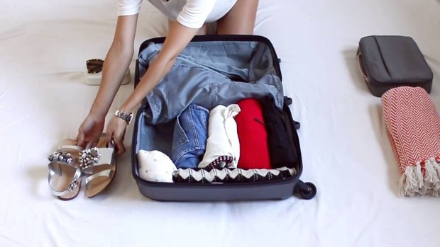 Bỏ túi ngay các mẹo giúp bạn sống sót trên chuyến bay dài, mẹo cuối cùng đảm bảo thành công trong mọi trường hợp - Ảnh 12. Bỏ túi ngay các mẹo giúp bạn sống sót trên chuyến bay dài, mẹo cuối cùng đảm bảo thành công trong mọi trường hợp - Ảnh 12.