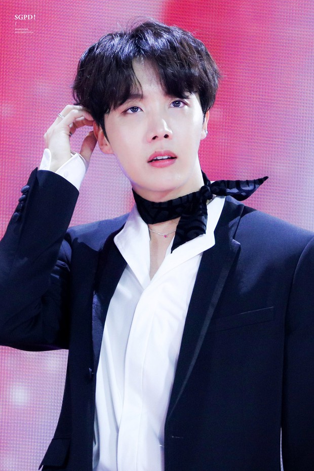 BXH idol nam hot nhất: Sau thời gian dài bị bỏ xa, Baekhyun (EXO) cuối cùng đã đọ lại được đối thủ BTS, nhưng vẫn thua 1 mỹ nam - Ảnh 8.