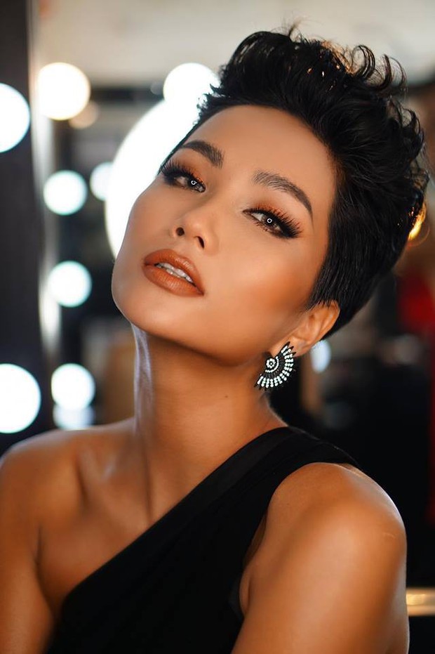 Nói là làm, HHen Niê chia sẻ loạt ảnh đầu tiên về quê sau tin đồn sinh con và ngừng đồng hành với HHHV - Ảnh 2. Nói là làm, HHen Niê chia sẻ loạt ảnh đầu tiên về quê sau tin đồn sinh con và ngừng đồng hành với HHHV - Ảnh 2.