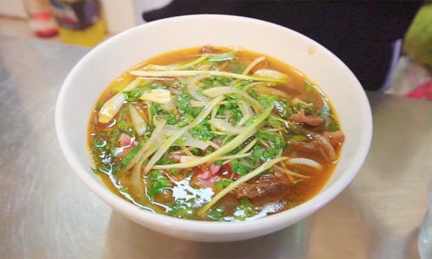 Nói tiếng Việt có thể đôi khi chưa rõ nhưng Hari Won lại rất am hiểu ẩm thực Việt, từ ngày cưới Trấn Thành còn thường xuyên đi review ăn uống như ai - Ảnh 24. Nói tiếng Việt có thể đôi khi chưa rõ nhưng Hari Won lại rất am hiểu ẩm thực Việt, từ ngày cưới Trấn Thành còn thường xuyên đi review ăn uống như ai - Ảnh 24.