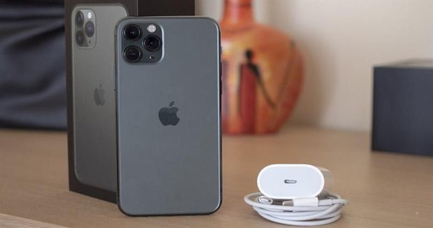 Thì ra đây chính là vũ khí bí mật giúp iPhone 11 có độ pin trâu hàng đầu thế giới - Ảnh 1.