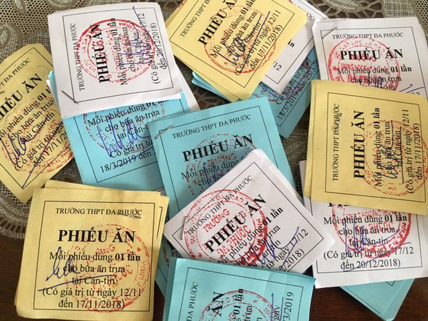 Ngôi trường phát phiếu ăn miễn phí hàng tuần cho học sinh nghèo - Ảnh 2. Ngôi trường phát phiếu ăn miễn phí hàng tuần cho học sinh nghèo - Ảnh 2.