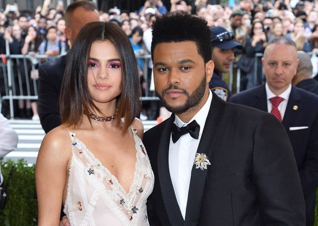 Hóa ra ca khúc mới nhất của Selena Gomez không phải hát về Justin Bieber, mà về một tình cũ khác! - Ảnh 3. Hóa ra ca khúc mới nhất của Selena Gomez không phải hát về Justin Bieber, mà về một tình cũ khác! - Ảnh 3.