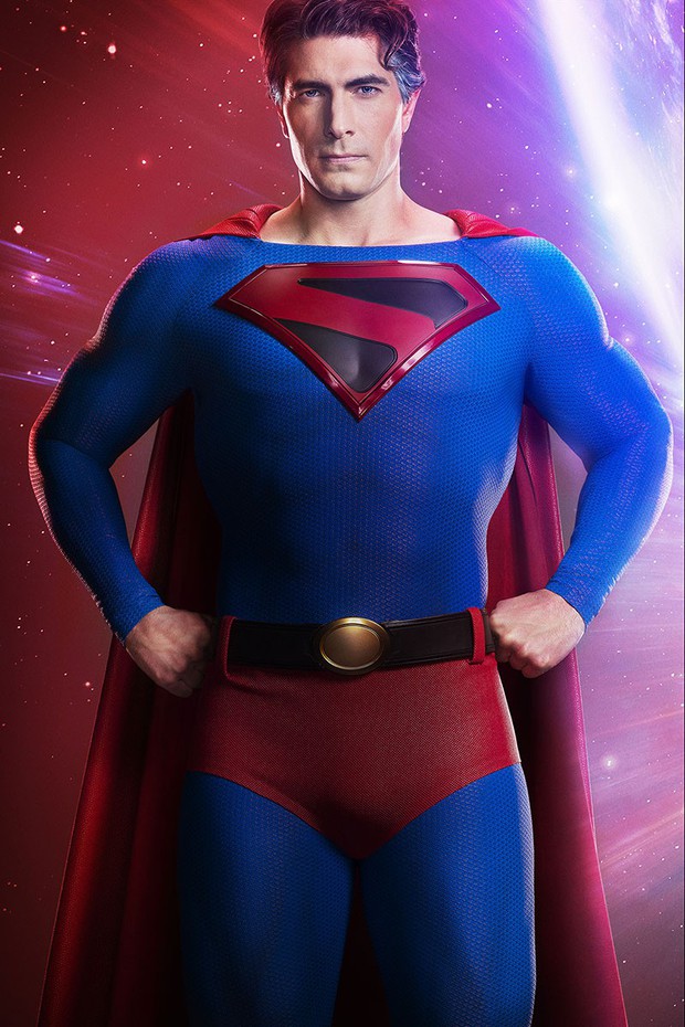 Ngất xỉu trước Superman phiên bản Brandon Routh: Diện đồ body ôm sát vẫn múi cuồn cuộn xuất sắc như ngày nào - Ảnh 1.