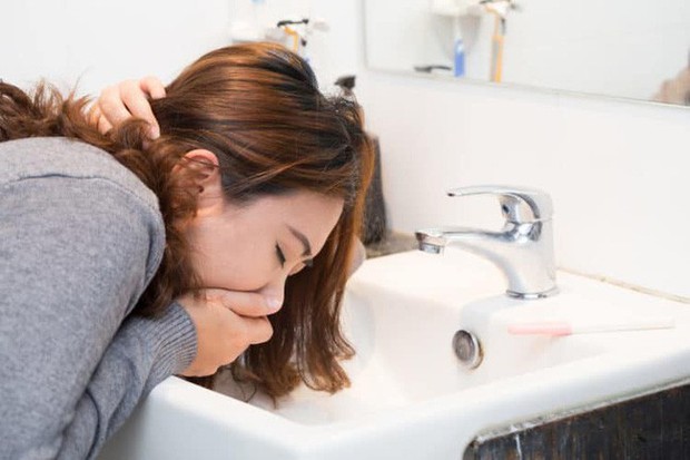 Cơ thể có 3 triệu chứng này chứng tỏ bạn mệt mỏi đến độ đang tiến gần hơn đến cái chết, cần phải kịp thời nghỉ ngơi - Ảnh 2.