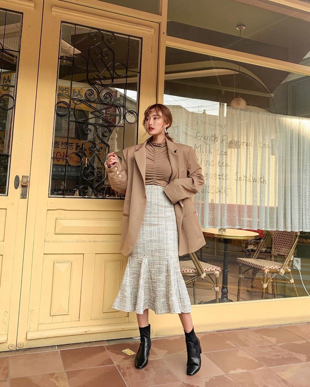 Bước đầu tiên để nàng công sở đưa style lên tầm cao mới chính là ghim 5 phương pháp diện boots sau - Ảnh 8. Bước đầu tiên để nàng công sở đưa style lên tầm cao mới chính là ghim 5 phương pháp diện boots sau - Ảnh 8.