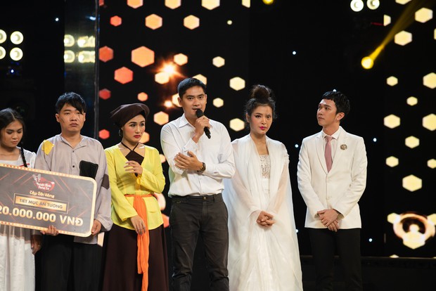 Cặp đôi vàng: Minh Luân - Phương Trinh Jolie bất ngờ rút lui trong đêm Bán kết - Ảnh 2. Cặp đôi vàng: Minh Luân - Phương Trinh Jolie bất ngờ rút lui trong đêm Bán kết - Ảnh 2.