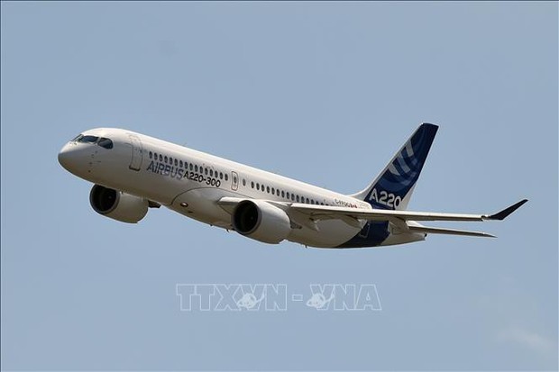 Cảnh báo sự cố động cơ của Airbus A220 khi đạt độ cao hơn 10.000 mét - Ảnh 1.