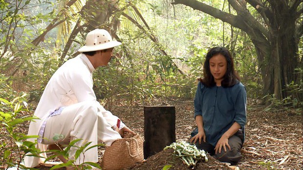 Tiếng Sét Trong Mưa: 24 năm sau, Khải Văn soái chẳng thua gì cha Khải Duy nhưng đáng quý nhất là người đàn bà sống đến 82 tuổi - Ảnh 2. Tiếng Sét Trong Mưa: 24 năm sau, Khải Văn soái chẳng thua gì cha Khải Duy nhưng đáng quý nhất là người đàn bà sống đến 82 tuổi - Ảnh 2.