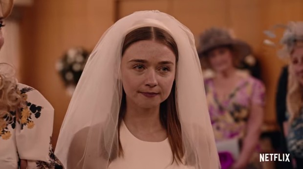 Trailer phim teen Netflix đình đám khiến fan sửng sốt: Nam chính lăn ra chết, nữ chính đi lấy chồng ở tuổi 19? - Ảnh 4.