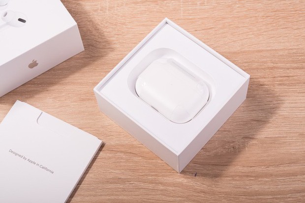 Trải nghiệm AirPods Pro: Thiết kế in-ear, chống ồn chủ động, chất âm vượt trội so với AirPods thường - Ảnh 2.