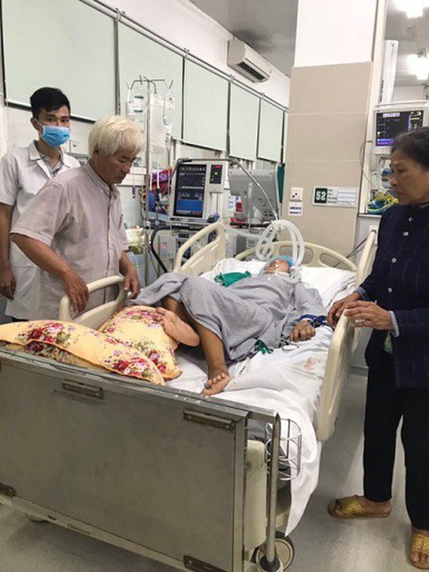 2 năm thất lạc, bố mẹ ở Bình Phước tìm thấy con gái đang hôn mê tại Hà Nội - Ảnh 3. 2 năm thất lạc, bố mẹ ở Bình Phước tìm thấy con gái đang hôn mê tại Hà Nội - Ảnh 3.