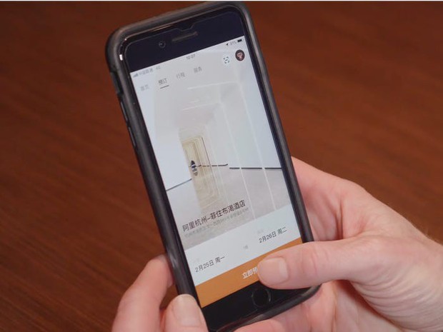 Ngợp mắt với khách sạn tương lai của ông trùm hàng đầu Trung Quốc, tràn ngập robot và công nghệ đầy nhà - Ảnh 5.