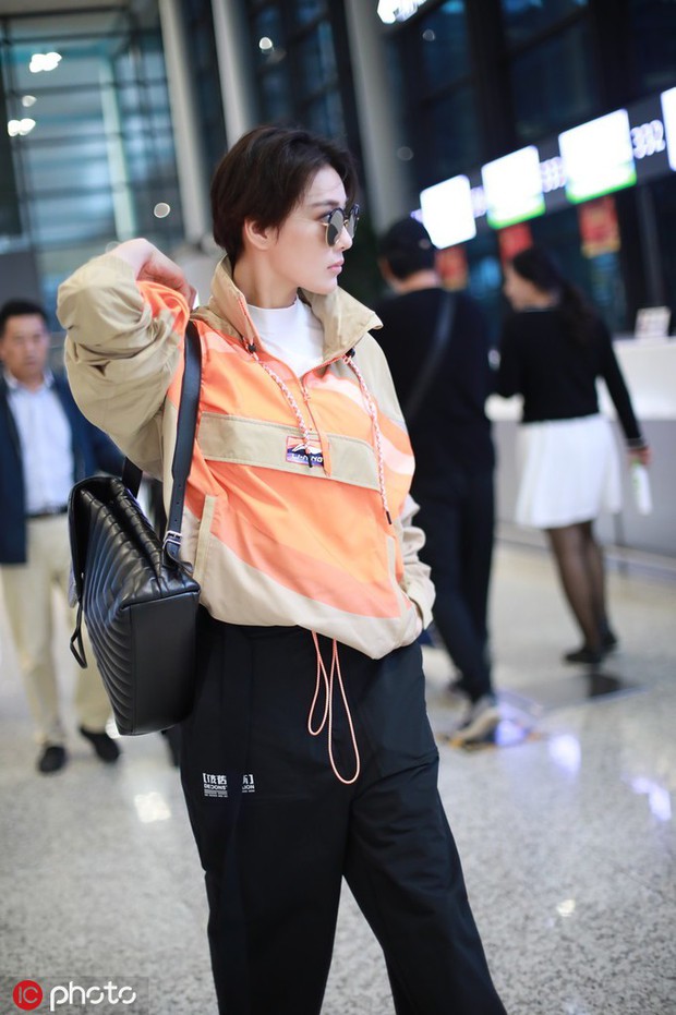 Chưa thấy mẹ bỉm sữa nào đẹp trai thế này: Trương Hinh Dư tóc soái ngút ngàn, đẹp đôi bất ngờ với Địch Lệ Nhiêt Ba - Ảnh 3.