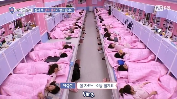 Thêm trò bịp của Mnet: Thí sinh thi show thực tế chỉ được giả vờ ngủ ở ký túc xá màu hồng - Ảnh 4. Thêm trò bịp của Mnet: Thí sinh thi show thực tế chỉ được giả vờ ngủ ở ký túc xá màu hồng - Ảnh 4.