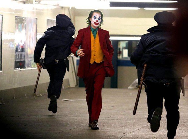Soi nhanh một loạt Joker: Có thể Joaquin Phoenix là điên nhất nhưng chuẩn nguyên tác lại là người khác - Ảnh 13.
