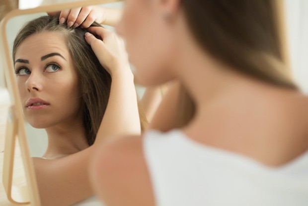 Nghiên cứu gây sốc: Ô nhiễm không khí có thể gây rụng tóc, hói đầu - Ảnh 1. Nghiên cứu gây sốc: Ô nhiễm không khí có thể gây rụng tóc, hói đầu - Ảnh 1.