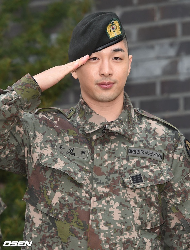 Taeyang và Daesung (BIGBANG) chính thức xuất ngũ: Béo lên trông thấy, vui mừng trước 1000 fan vây kín cả khu vực - Ảnh 5.