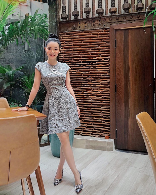 Ai rồi cũng khác, kể cả em gái Angela Phương Trinh! Khí chất mỹ nhân và style đẳng cấp khiến chị cũng phải dè chừng - Ảnh 6.