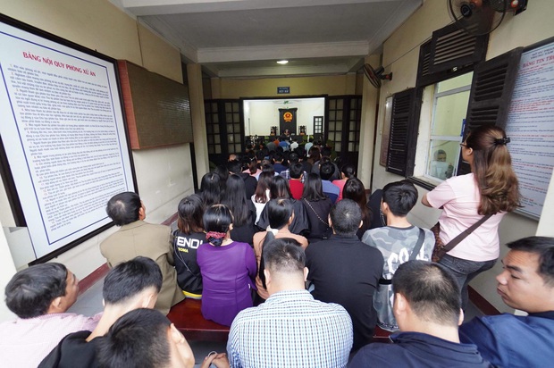 Giang hồ mạng Khá Bảnh bị tuyên 10 năm 6 tháng tù giam, truy thu gần 5 tỷ đồng - Ảnh 20.