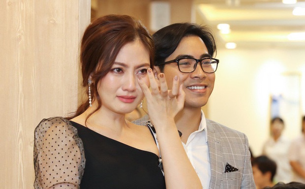 Chớp mắt đã 11 năm Kiều Nữ Và Đại Gia lên sóng: Lý Nhã Kỳ quét sạch thảm đỏ CANNES, Ngọc Lan hôn nhân tan vỡ - Ảnh 8. Chớp mắt đã 11 năm Kiều Nữ Và Đại Gia lên sóng: Lý Nhã Kỳ quét sạch thảm đỏ CANNES, Ngọc Lan hôn nhân tan vỡ - Ảnh 8.