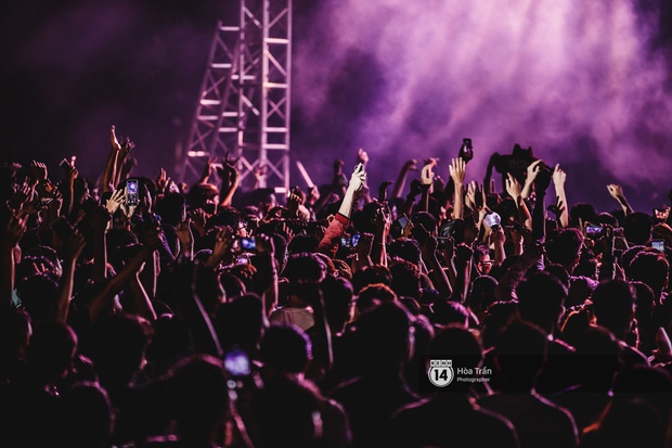 YAMAHA Road to Ravolution: DJ Huy DX căng não để tìm ra người chiến thắng, Binz sung đến mức đòi biểu diễn thêm! - Ảnh 2.