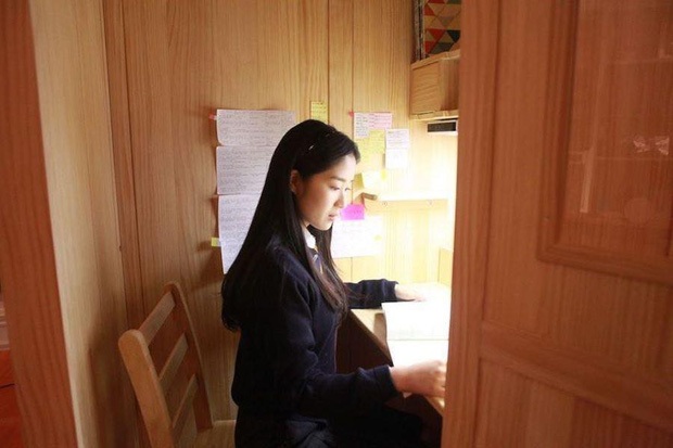 Cận cảnh phòng học khiến con phát điên của giới nhà giàu Hàn Quốc: Phòng tự học kín mít, camera 24/24, muốn đi vệ sinh cũng không ra được - Ảnh 6.
