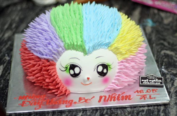 Bánh kem lấy cảm hứng từ tấm thảm xù xì lại còn 