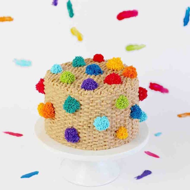 Bánh kem lấy cảm hứng từ tấm thảm xù xì lại còn 