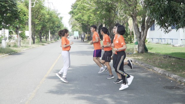 Show Marathon khép lại với câu chuyện về chàng hot streamer quyết tâm chạy bộ để thay đổi bản thân - Ảnh 4.