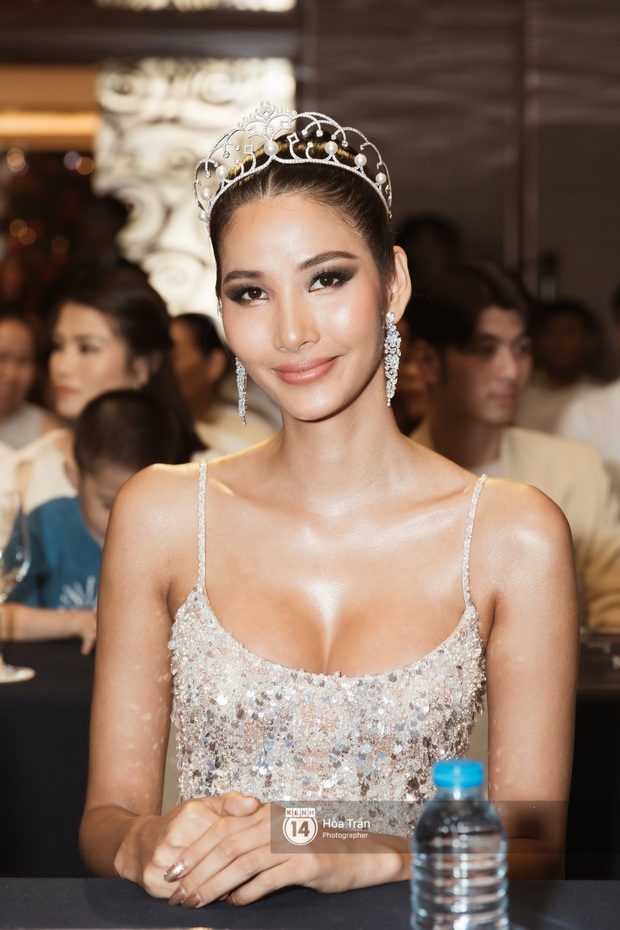 HHen Niê trao lại sash cho Hoàng Thùy - đại diện Việt Nam kỳ vọng sẽ về mang vương miện Miss Universe đầu tiên! - Ảnh 10.