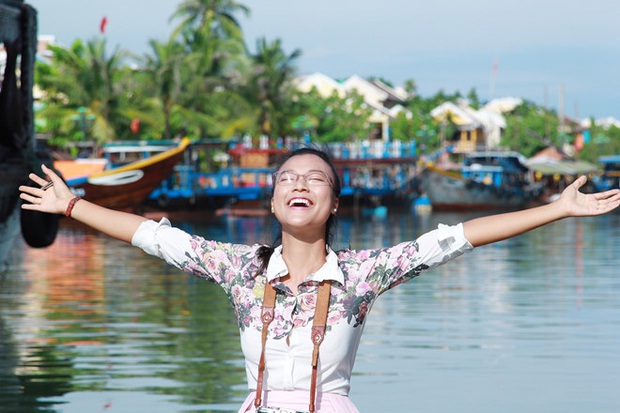 Gia tài phim ảnh của Hoàng Oanh trước khi cưới chồng Tây: Hứa hẹn cho cố cuối cùng Dung đại ca lại chống lầy đầu tiên? - Ảnh 6.