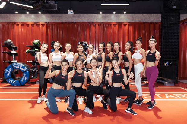 Là Quán quân Next Top Model nhưng Hương Ly lại bị loại sau thử thách chụp ảnh của Hoa hậu Hoàn vũ VN - Ảnh 6. Là Quán quân Next Top Model nhưng Hương Ly lại bị loại sau thử thách chụp ảnh của Hoa hậu Hoàn vũ VN - Ảnh 6.