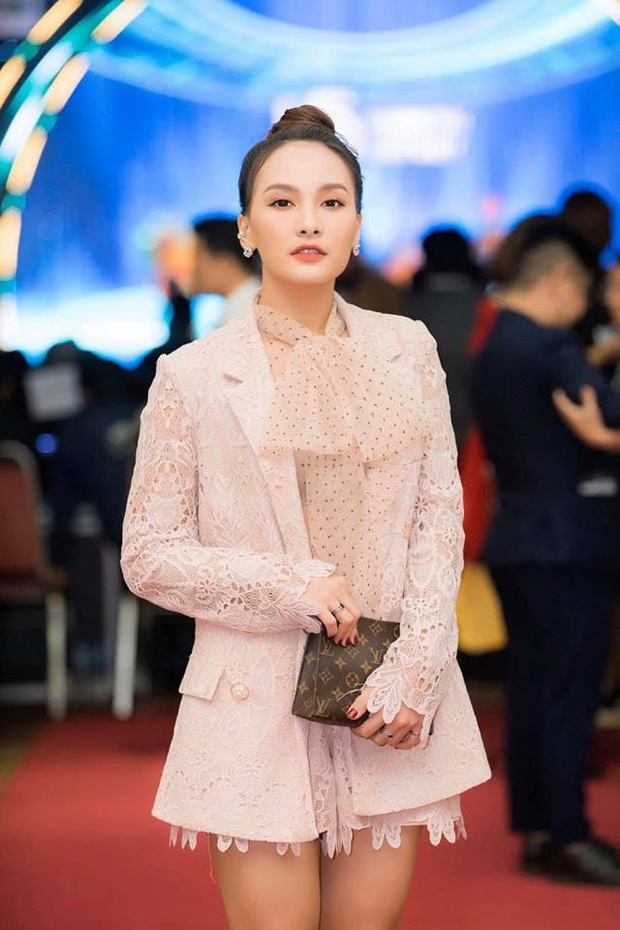 Phỏng vấn nóng 3 sao Việt dự AAA 2019: Quốc Trường sợ đụng độ Ji Chang Wook, Bích Phương và Bảo Thanh nói gì? - Ảnh 6.