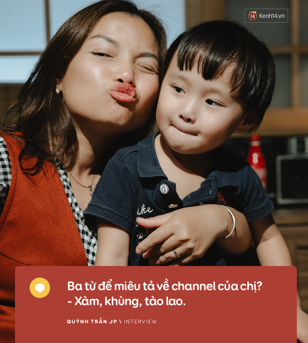 Trò chuyện độc quyền với mẹ con Youtuber Quỳnh Trần - bé Sa: “Thời gian đầu ông xã còn sợ mình làm khùng làm điên trên mạng không ai coi!” - Ảnh 7.