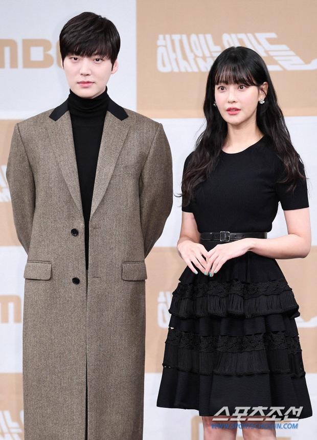 Ahn Jae Hyun toát mồ hôi hột lên tiếng xin lỗi ekip phim Love With Flaws vì scandal ly hôn ầm ĩ - Ảnh 8.