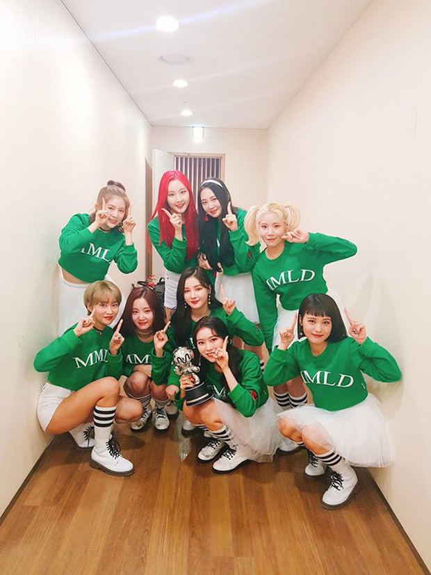 BIẾN GIỮA ĐÊM: 2 thành viên Yeonwoo và Taeha chính thức rời MOMOLAND, trường hợp của Daisy đang xem xét! - Ảnh 5. BIẾN GIỮA ĐÊM: 2 thành viên Yeonwoo và Taeha chính thức rời MOMOLAND, trường hợp của Daisy đang xem xét! - Ảnh 5.