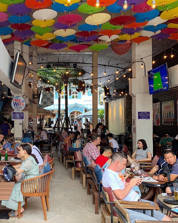 Đến Bangkok nhất định phải thử tom yum, nhưng chưa biết đến đâu ăn cho ngon thì có tận 8 địa chỉ dành cho bạn này - Ảnh 5. Đến Bangkok nhất định phải thử tom yum, nhưng chưa biết đến đâu ăn cho ngon thì có tận 8 địa chỉ dành cho bạn này - Ảnh 5.