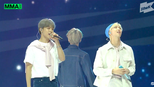 BTS có thêm màn trình diễn huyền thoại tại MMA 2019: Khắc hoạ 6 năm hoạt động trên 10 sân khấu, tỏ tình với ARMY toàn thế giới có cả Việt Nam - Ảnh 14.
