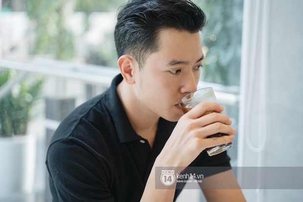 Cơ trưởng trẻ nhất Việt Nam Quang Đạt: Mình đang độc thân nhưng không available - Ảnh 8. Cơ trưởng trẻ nhất Việt Nam Quang Đạt: Mình đang độc thân nhưng không available - Ảnh 8.