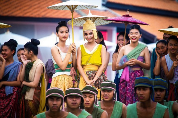 4 lý do không nên bỏ qua Khun Phaen: Huyền Thoại Bắt Đầu: Trai đẹp thế này không xem phí ráng chịu chị em ơi! - Ảnh 11.